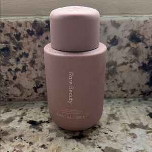 Rare Beauty Hydrating Body Lotion